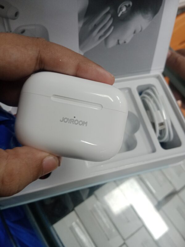 Joyroom ANC TWS Wireless Earbuds – Premium ANC TWS Wireless Earbuds Joyroom with Deep Bass, Noise Cancelling, Touch Control, Long Battery Life Bluetooth Earbuds – ANC TWS Wireless Earbuds for Clear Calls & Music